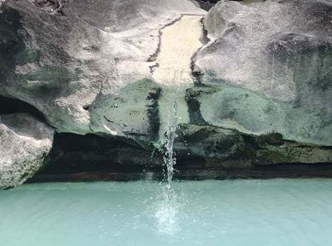 高湯温泉の源泉
